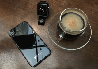 手触りも外観も！ ありのままのiPhoneXを再現したスマホケース「GLASS X」発売。iPhone7/8/Plusにも対応