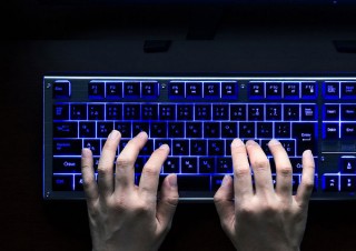 サンワ、19キーまでの同時押しや各種ロックなどゲームに適した機能を備えるUSBキーボードを発売