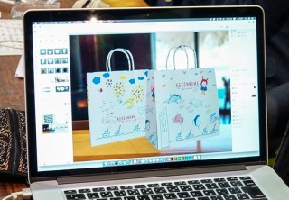 Adobe、気仙沼市の中学校にてデザインの力で地域課題の解決を目指すワークショップを実施