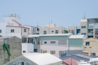 ギャラリーhitotoの運営メンバーでもある大岡由和氏の写真展「台南」が開催