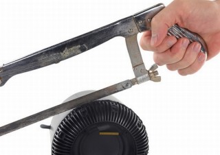 修理専門企業iFixitがAppleのHomePodを分解！個人修理はほぼ不可能という結論に