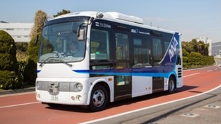 ANA、空港で乗客を飛行機に運ぶことを目的とした自動運転バスの実証実験を発表
