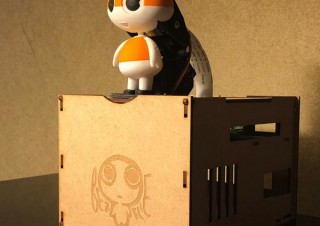 上海問屋、PCやスマホからプログラミング不要で操作できる小型ロボット「ベゼリー」新作を発売