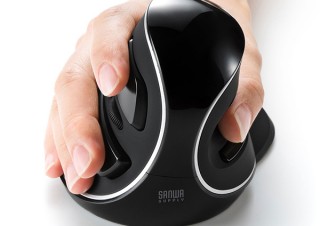 サンワ、人間工学デザインを採用したワイヤレス接続式のエルゴマウス「MA-ERGW13」を発売