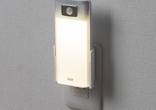 サンワサプライ、停電時には懐中電灯になる！ 人感センサー付きLEDライト「800-LED018」を発売