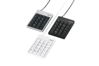 USB機器を2台接続できるテンキーボード