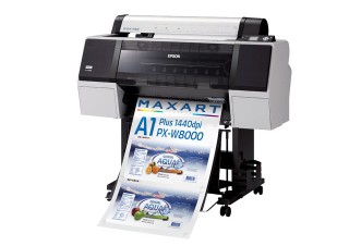 エプソン、水性ホワイトインク搭載の大型インクジェットプリンターを発売