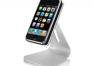 iPhoneなどを快適に視聴できるアルミ製モバイルホルダー