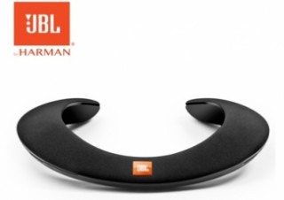 JBL、ハンズフリー＆イヤーフリーで聴けるウェアラブルスピーカーを発売