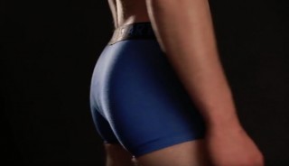 電磁波から男性の股間を守る男性用下着「SPARTAN Boxer Briefs」、+Styleから