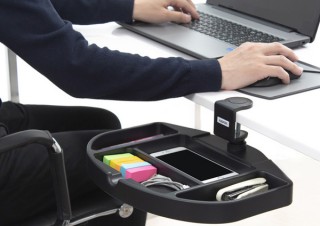 上海問屋、引き出しのない机に収納スペースを作れるマウスパッド付き小物入れを発売