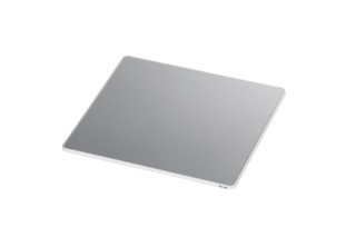 エネルギー不要の化学式ノートPCクーラーを発売