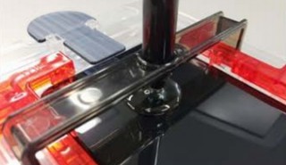 iPhoneXなどの曲面ディスプレイにピッタリ装着できるガラスフィルム「DOME GLASS」、ドコモから