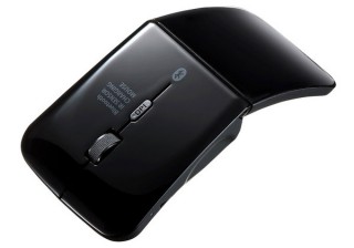 サンワサプライ、“く”の字型に山折りして使う超薄型ワイヤレスマウスを発売