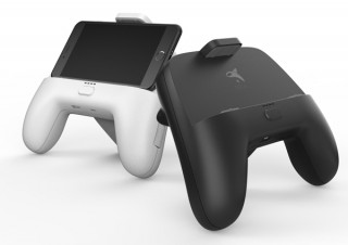 10000mAhパワーバンクを内蔵したゲーム用ハンドグリップ。オフィシャルサイトにて先行予約販売を開始