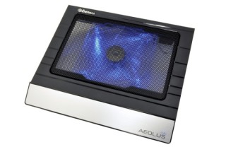 リンクス、13.3インチまでのノートPCに対応する冷却台「CP002N」シリーズ