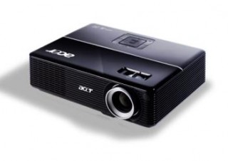 エイサー、ネットワーク対応のビジネス向けプロジェクター「P1100C／P1200B」