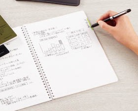 コクヨから、インデックスが作れるノート「エッジタイトル罫線」入りが登場