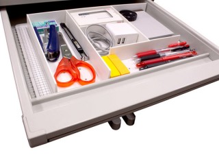 上海問屋、引き出しの中を自由な配置で整理できる仕切り板を発売