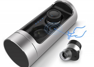 デザインも機能も“宇宙船キャビン”をイメージしたワイヤレスイヤホン「Ever」