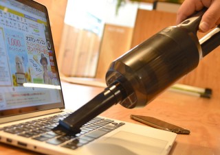サンコー、USB充電式のコードレス掃除機「ここだけクリーナー」を発売