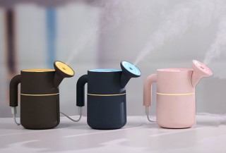 フォースメディア、じょうろをイメージしたデザインのUSB加湿器「ハダウル」を発売