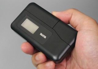 ウチの上司にも使わせたい？ 体臭をチェックできるお手軽デバイス