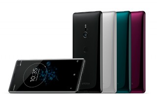 ソニーモバイル、3D曲面の有機ELディスプレイを採用した新スマホ「Xperia XZ3」を発表