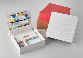 キングジム、レターセットや一筆箋などをまとめてキレイに収納できる「紙文箱」を発売
