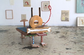 全国の美大の卒展から厳選された25作品が集まる展示「アートアワードトーキョー 丸の内 2018」