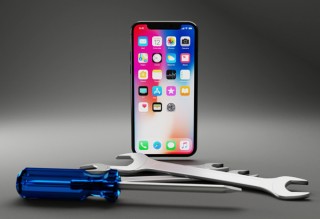 バックアップが取れない！ iPhone X タッチスクリーン障害で表出した「Face ID」の弱点