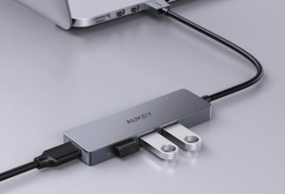 AUKEY、PCに接続してUSB-Aポートを4つに拡張できる「アルミ合金4ポート USB3.0ハブ」発売