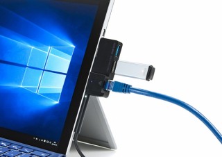 サンワサプライ、Surface本体と一体化する形状のUSBハブを発売