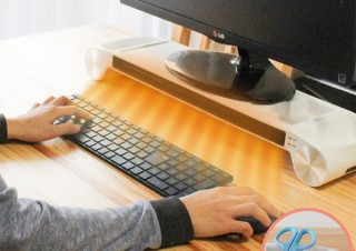 サンコー、暖房機能を搭載した「ヒーター付モニター台」を発売  サンコー株式会社は、「ヒーター付モニター台」を発売した。