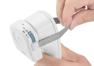 サンワサプライ、ゴムバンドで簡単装着できる受話音量増幅スピーカー発売