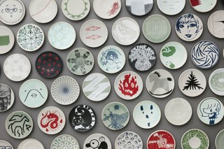 167人のクリエイターがデザインした大堀相馬焼の豆皿を展示販売する「CREATION Project 2018」