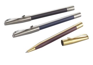 三菱鉛筆“uni”60周年記念。鉛筆のような趣のレトロボールペン「LAYERED（レイヤード）」発売