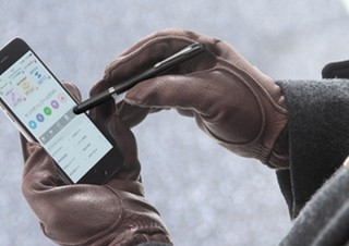 破損しやすいペン先をスライドキャップで保護する「シリコンタッチペン」、サンワサプライから