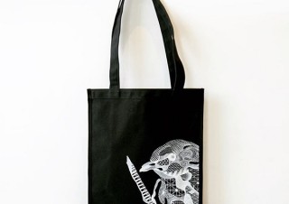 タケヤリ、チョークアーティストとコラボした特殊撥水技術採用FUSION TOTE BAG発売