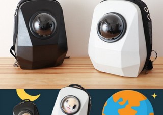 ペットと出かける時に外の世界を見せてあげられるカプセル窓がついた「おさんぽリュック」 
