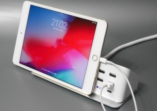 コンセント、USB、Type-C、さらにスタンド機能まで備えた“全部入り”電源タップ