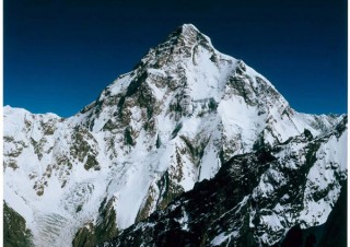 世界をフィールドに活躍する石川直樹氏の写真展「この星の光の地図を写す」