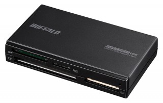 バッファロー、UHS-II対応でメディア間コピーにも便利なUSBマルチカードリーダーを発売