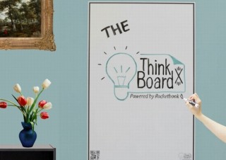 描いて消してまとめたアイデアはデジタル化で共有、次世代ホワイトボードシート「Think Board X」