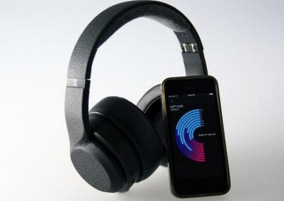 ユーザーの聴覚を測定し最適な音質を作り出せるヘッドホン「My Audio Session」