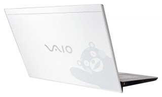 VAIO、「くまモン」をレーザー刻印したコラボノートPCを限定発売