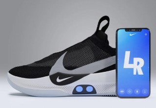 ナイキ、電動シューレース搭載でスマホから靴のフィット感を調節できる「アダプトBB」発売