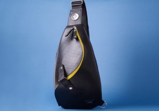 廃タイヤをリユースするSEALより、独創的なスパイラルフォルムのワンショルダー「SPIRAL」100本限定販売