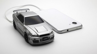 フェイス、専用ポーチ付属スカイラインGT-R R34型モバイルバッテリー発売