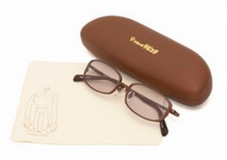 かけたら悪役顔になりそうな「ムスカ大佐サングラス」と「パズー ゴーグル型メガネフレーム」発売